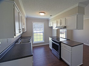 4046 Delgate Cove in Memphis, TN - Building Photo - Building Photo