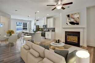 1906 Victoria Rd in Conyers, GA - Building Photo