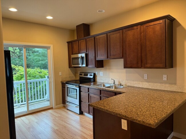 4801 214th Ln SW in Mountlake Terrace, WA - Building Photo - Building Photo