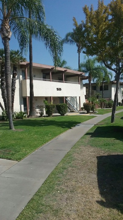 Canfield Park in Anaheim, CA - Building Photo