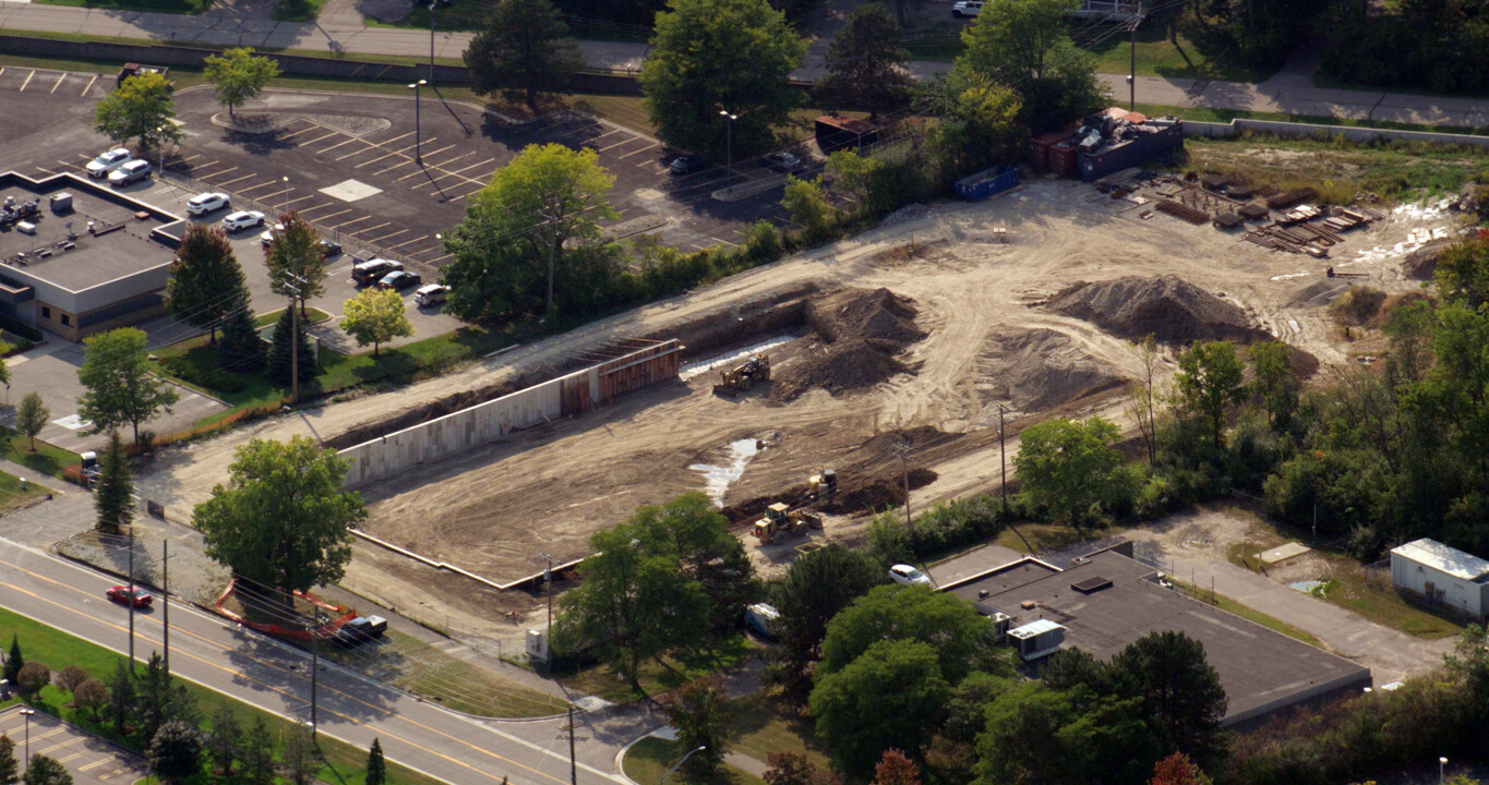 The Avant at Five Points in Auburn Hills, MI - Building Photo