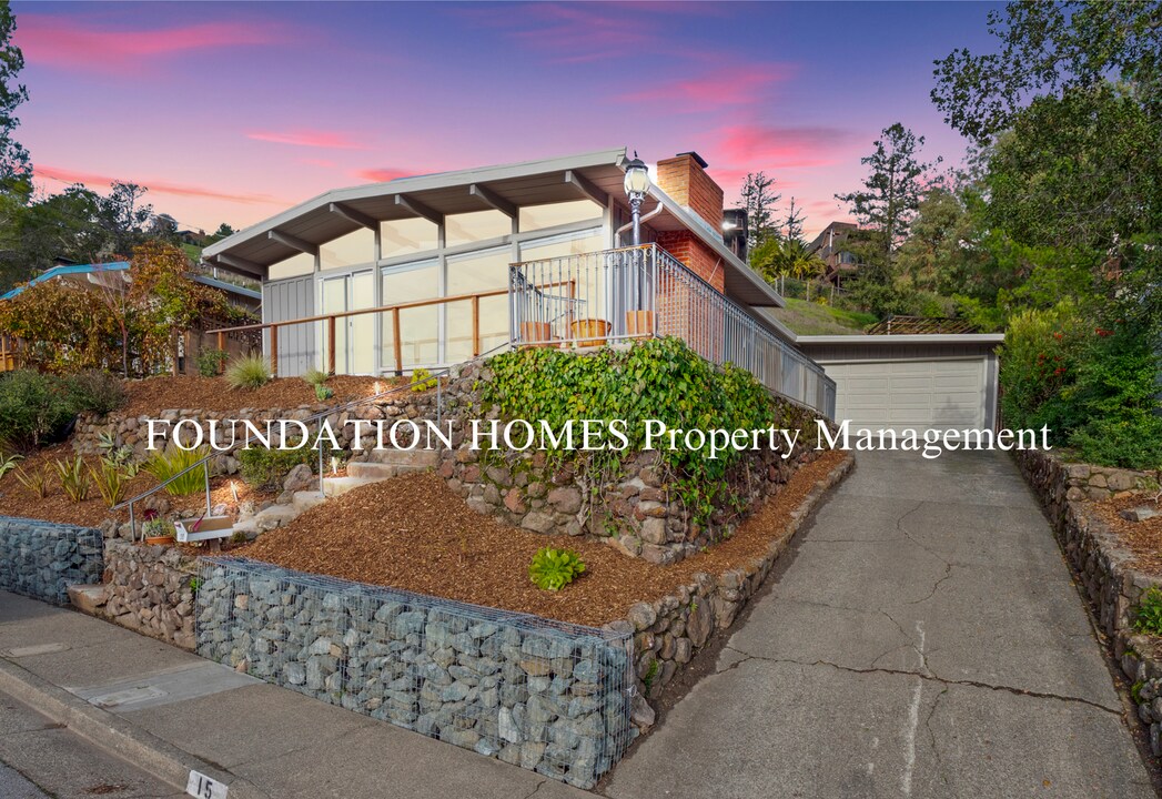15 Windsor Ave in San Rafael, CA - Building Photo