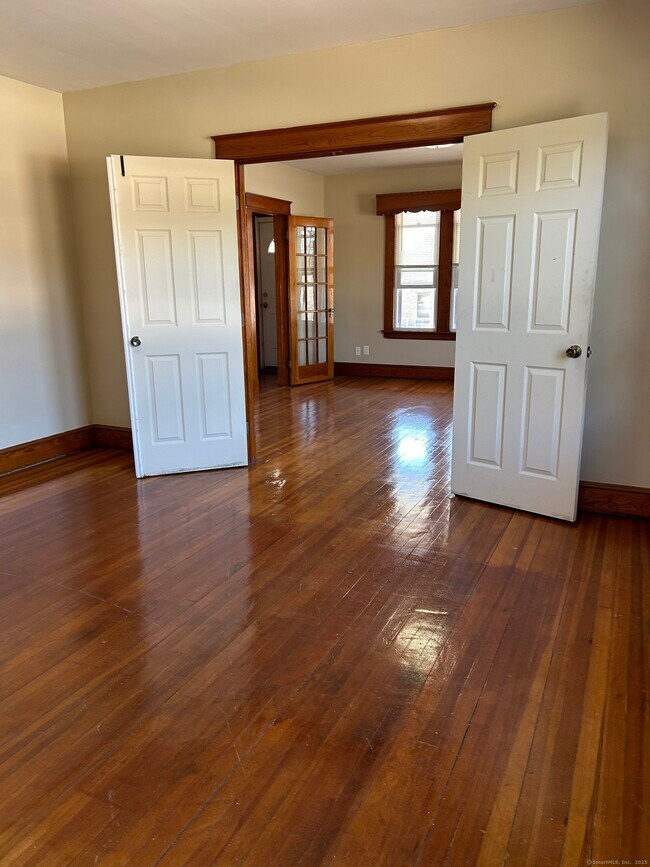 17 Branch St in Waterbury, CT - Building Photo - Building Photo