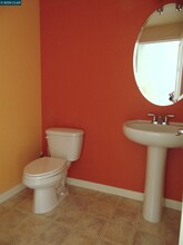 2371 Northshore Dr in Richmond, CA - Building Photo - Building Photo