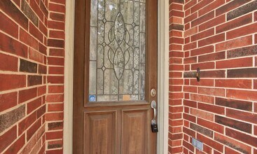 1515 Olive Park in Houston, TX - Building Photo - Building Photo