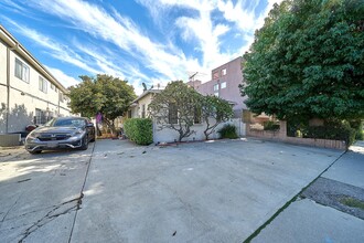 1734 S Barrington Ave in Los Angeles, CA - Building Photo - Building Photo