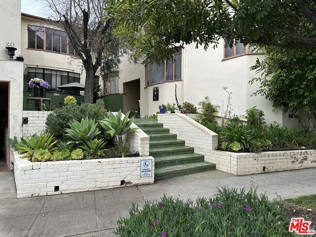 property at 1001 S Sierra Bonita Ave