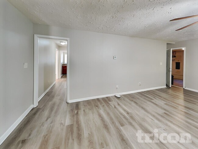 5750 Westside Rd in Austell, GA - Building Photo - Building Photo