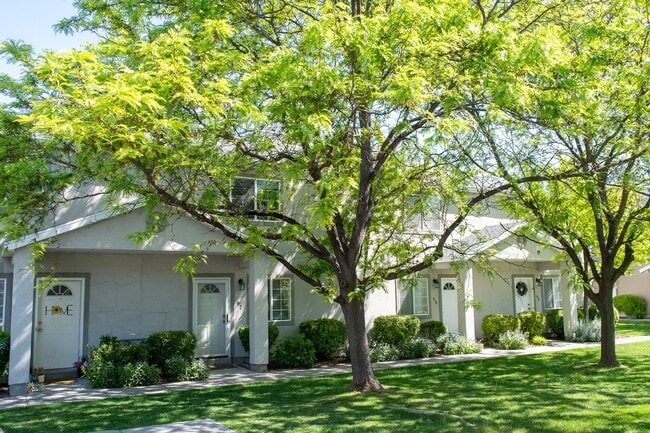 97 Penhurst Pl in Logan, UT - Building Photo - Building Photo