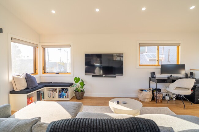 3038 Beech St, Unit 3038 Beech St in San Diego, CA - Building Photo - Building Photo