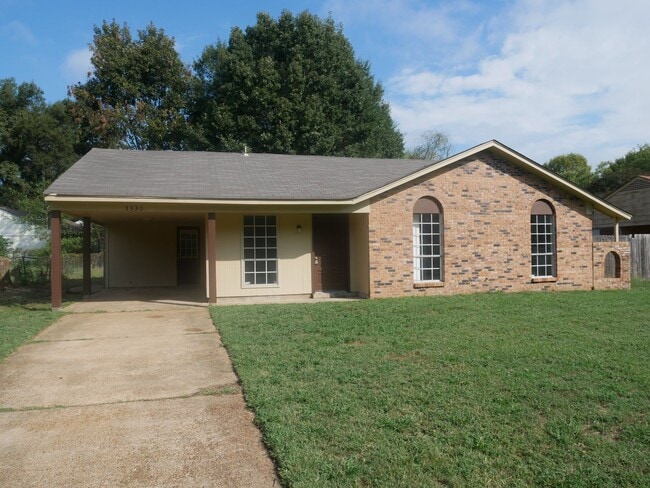 property at 3330 Mayfair Rd