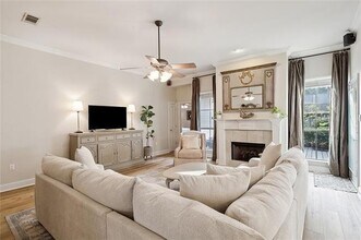 236 Highland Dr in Mandeville, LA - Building Photo - Building Photo