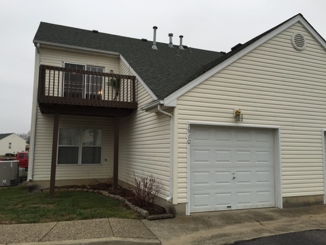 7910 Fir Green Way in Louisville, KY - Building Photo - Building Photo