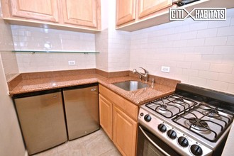 420 E  55th                      St-Unit -7J in New York, NY - Building Photo - Building Photo