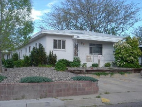 500-504 Princeton Dr SE in Albuquerque, NM - Building Photo - Building Photo