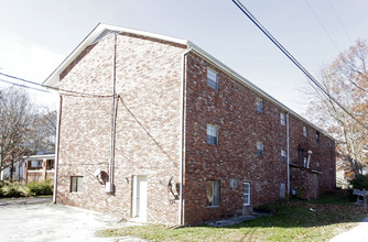 First Creek Apartments in Knoxville, TN - Building Photo - Building Photo