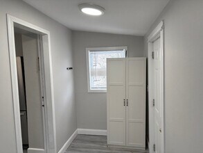 5 W Cottage St in Boston, MA - Building Photo - Building Photo