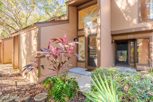 24 Pinehurst Pl in Palm Coast, FL - Building Photo