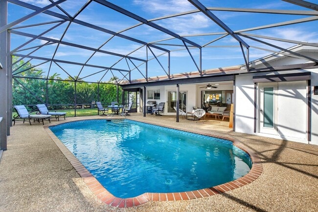 798 E Boca Raton Rd