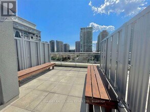 1029 King St W in Toronto, ON - Building Photo - Building Photo