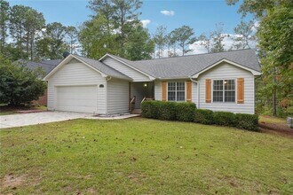 3149 Lakeview Pkwy in Villa Rica, GA - Foto de edificio - Building Photo