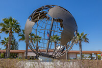 Regency Terrace in Seal Beach, CA - Foto de edificio - Building Photo