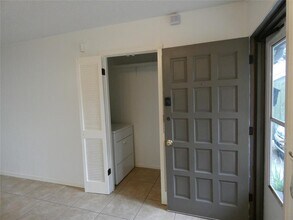 2203 Western Trails Blvd in Austin, TX - Building Photo - Building Photo