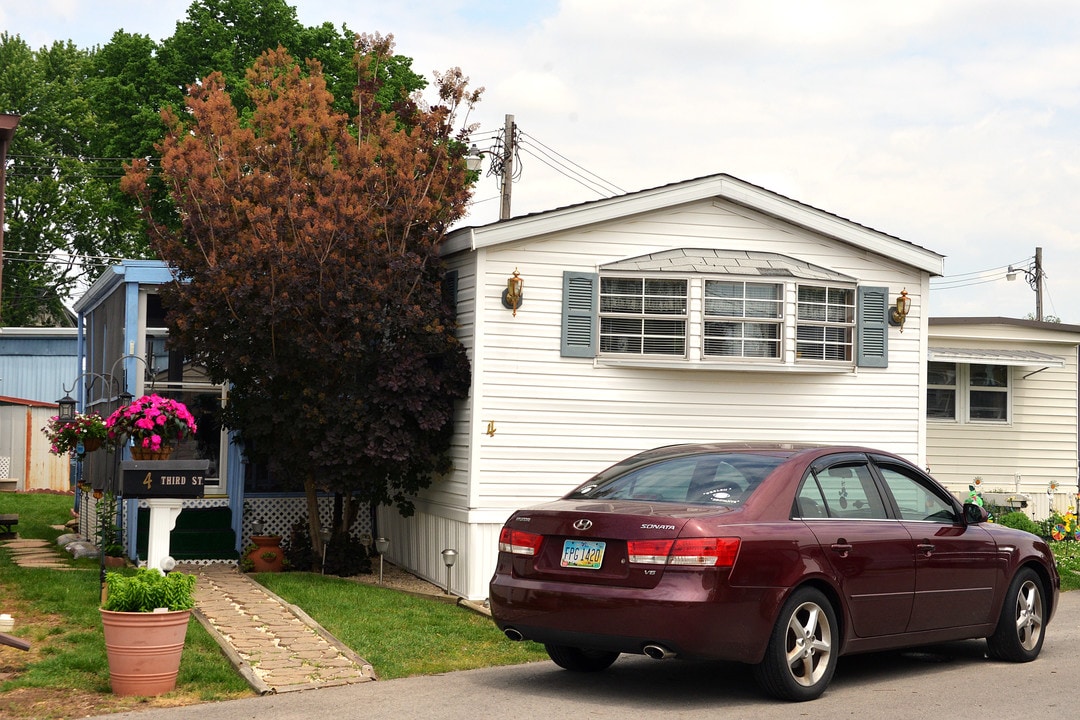 Harrison St in Troy, OH - Building Photo