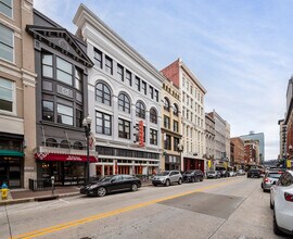 416 S Gay St, Unit 204 in Knoxville, TN - Foto de edificio - Building Photo