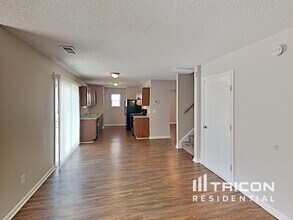 113 Fox Grove Cir in Columbia, SC - Building Photo - Building Photo