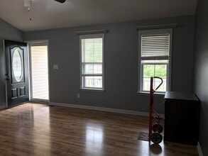 206 Hudson Farm's Way in Dunn, NC - Building Photo - Building Photo