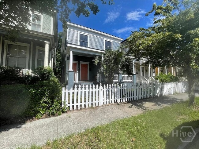property at 2206 Barnard St