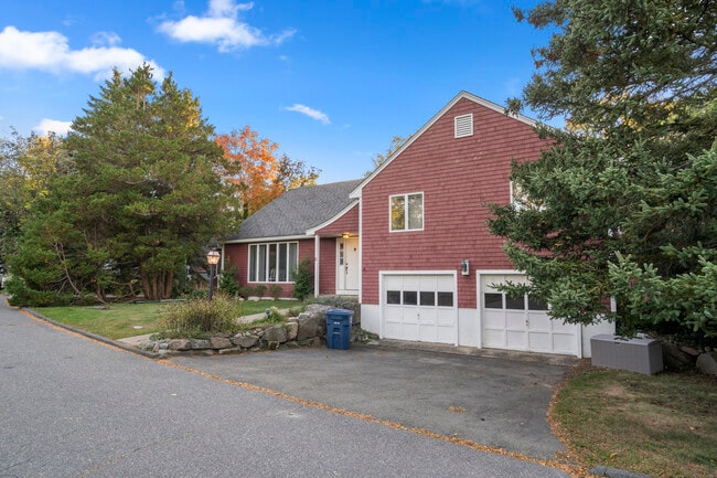 8 Marbee Rd in Rockport, MA - Building Photo - Building Photo