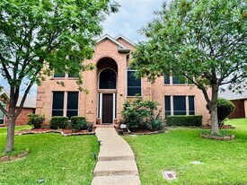 2762 Hillview Dr in Lewisville, TX - Building Photo