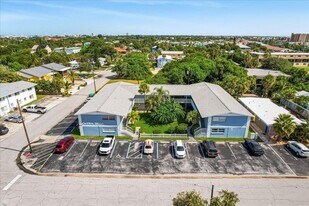 302 Lincoln Ave in Cape Canaveral, FL - Building Photo