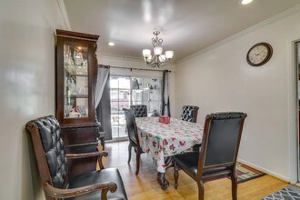 16332 Nordhoff St in Los Angeles, CA - Building Photo - Building Photo