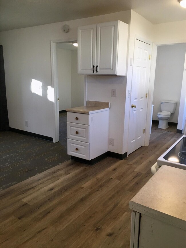 2013 North Ave W in Missoula, MT - Foto de edificio - Building Photo