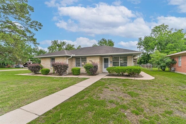 property at 10414 Woodwind Dr