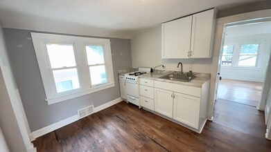 1024 Livingston Ave in St. Paul, MN - Building Photo - Building Photo