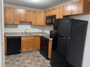 315 Revere St in Canton, MA - Building Photo - Building Photo