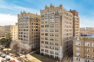 Corinthian Towers in East Orange, NJ - Building Photo - Primary Photo