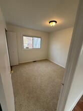 241 Dakota St in Ypsilanti, MI - Building Photo - Building Photo