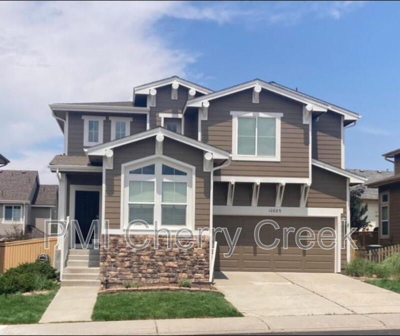 10883 Towerbridge Rd in Littleton, CO - Building Photo