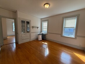 28 Pinedale Rd in Boston, MA - Building Photo - Building Photo
