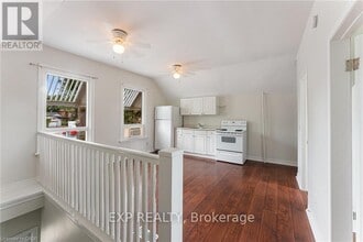 208 East Avenue N in Hamilton, ON - Building Photo - Building Photo