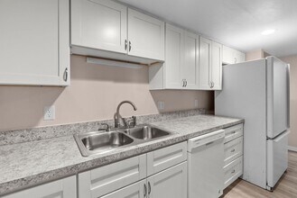 721 Taft Ave in Virginia Beach, VA - Foto de edificio - Building Photo