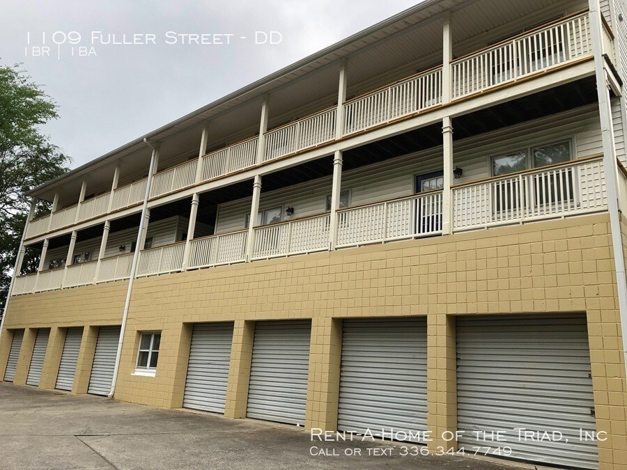 1109 Fuller St-Unit -DD in Greensboro, NC - Building Photo