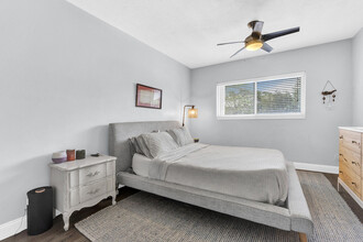 6100 NE 7th Ave in Boca Raton, FL - Building Photo - Building Photo