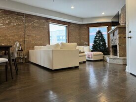 2128 N Sedgwick St, Unit 2 in Chicago, IL - Building Photo