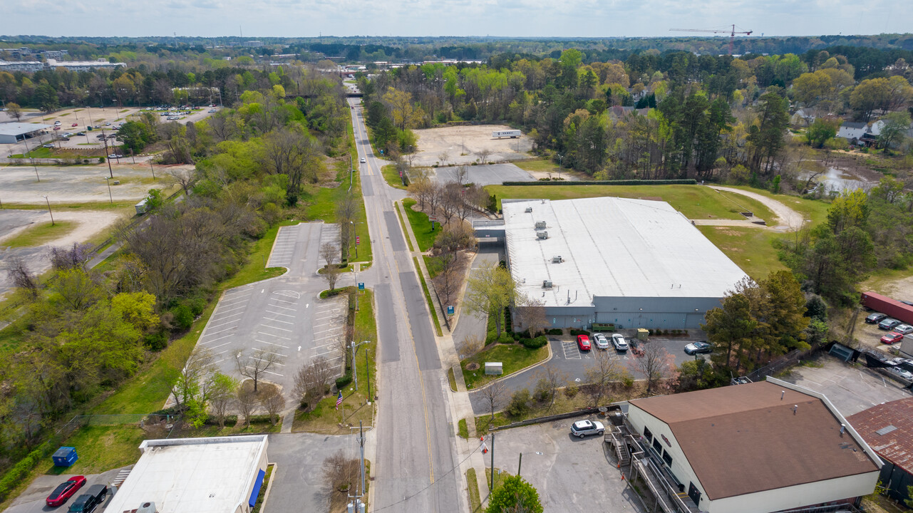 912 W Hodges St in Raleigh, NC - Building Photo